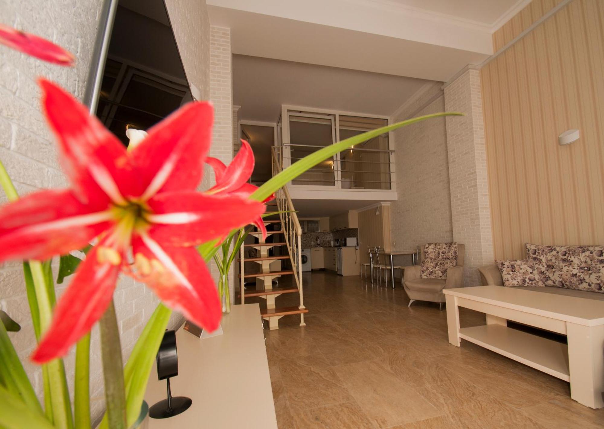 Orbi Apart Hotel In Front Of Aquapark Batumi Exterior photo